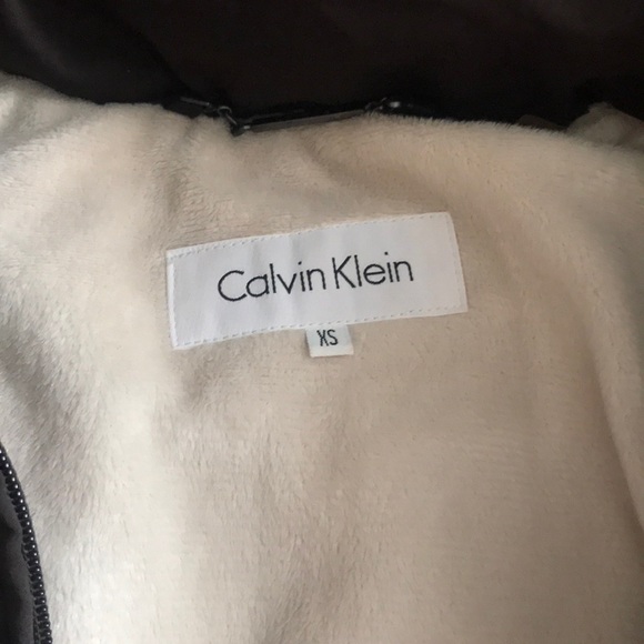 Calvin Klein down jacket w/ removable fur hood xs - Picture 2 of 3